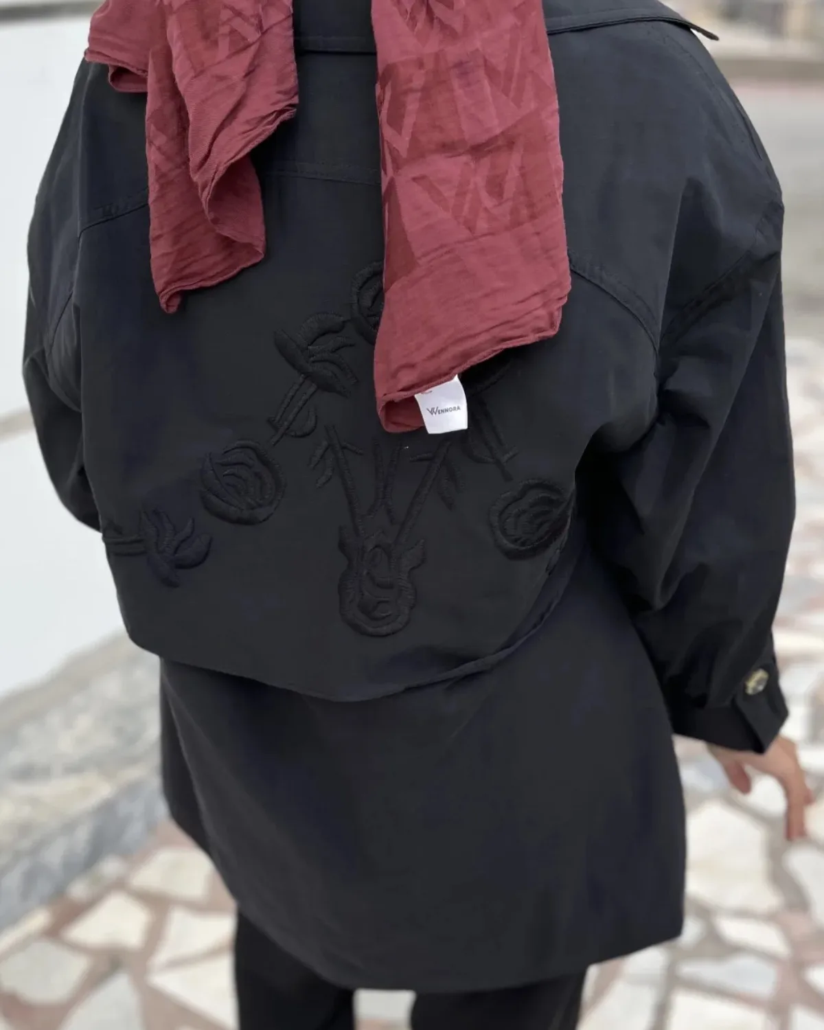 Nakış İşlemeli Trenç